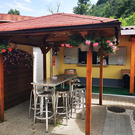Camping Melezza Losone Zewnętrze zdjęcie